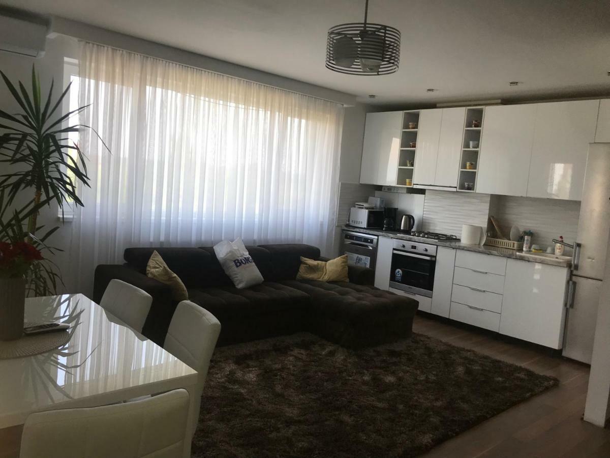 Pipera Lake View By Acme Rent Bukarest Exteriör bild